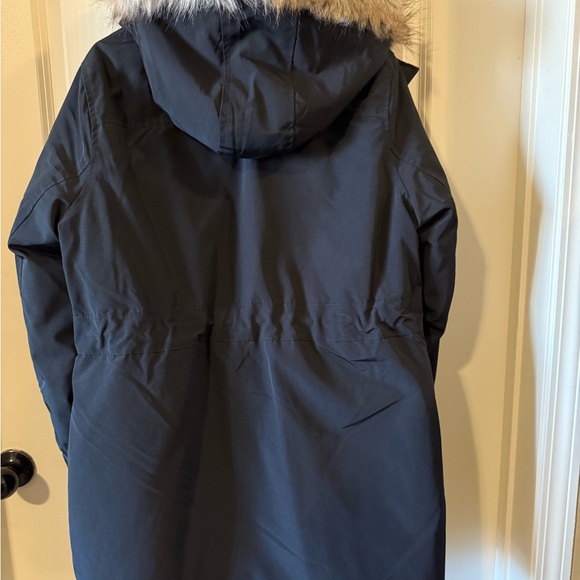 Women’s Spyder Black Parka with Fur Hood - Picture 8 of 13